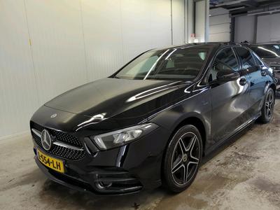 Mercedes-Benz A250 e 1.3 160kW Bus.Sol. AMG Limited sedan DCT, 2021