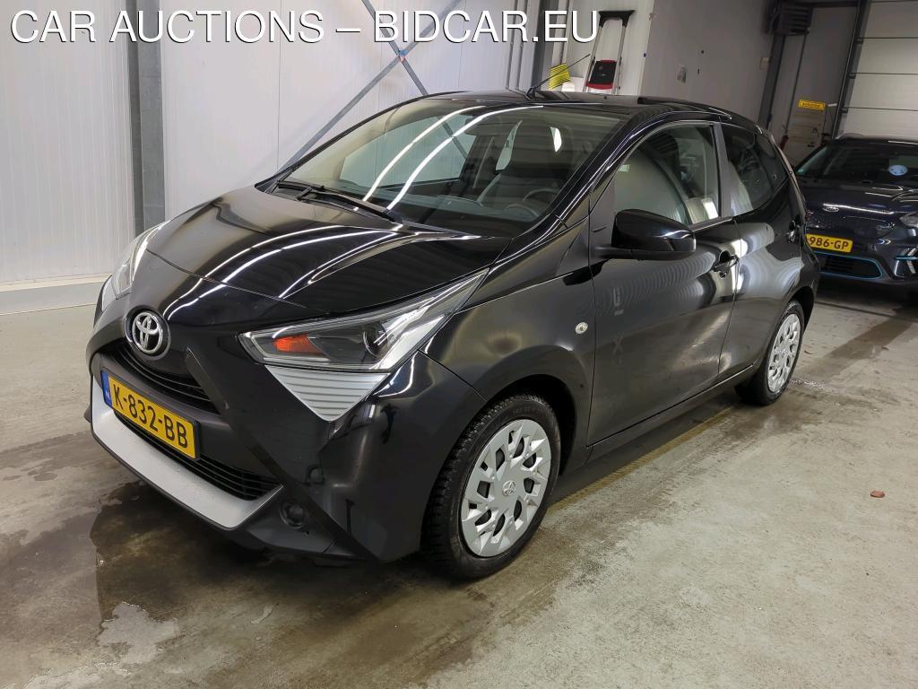 Toyota Aygo 1.0 VVT-i 53kW X-Play, 2020