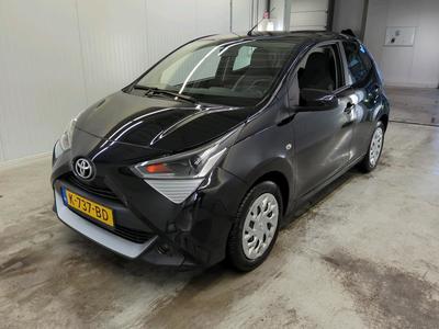 Toyota Aygo 1.0 VVT-i 53kW X-Play, 2020