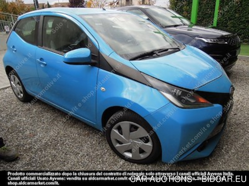 Toyota aygo 1.0 vvt-i x-cool tss -