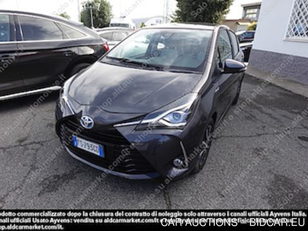 Toyota yaris 1.5 hybrid active hatchback -