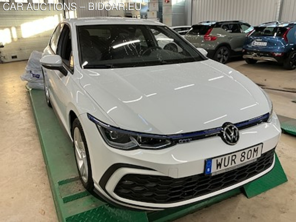 Volkswagen Golf GTE PHEV 245hk Navi