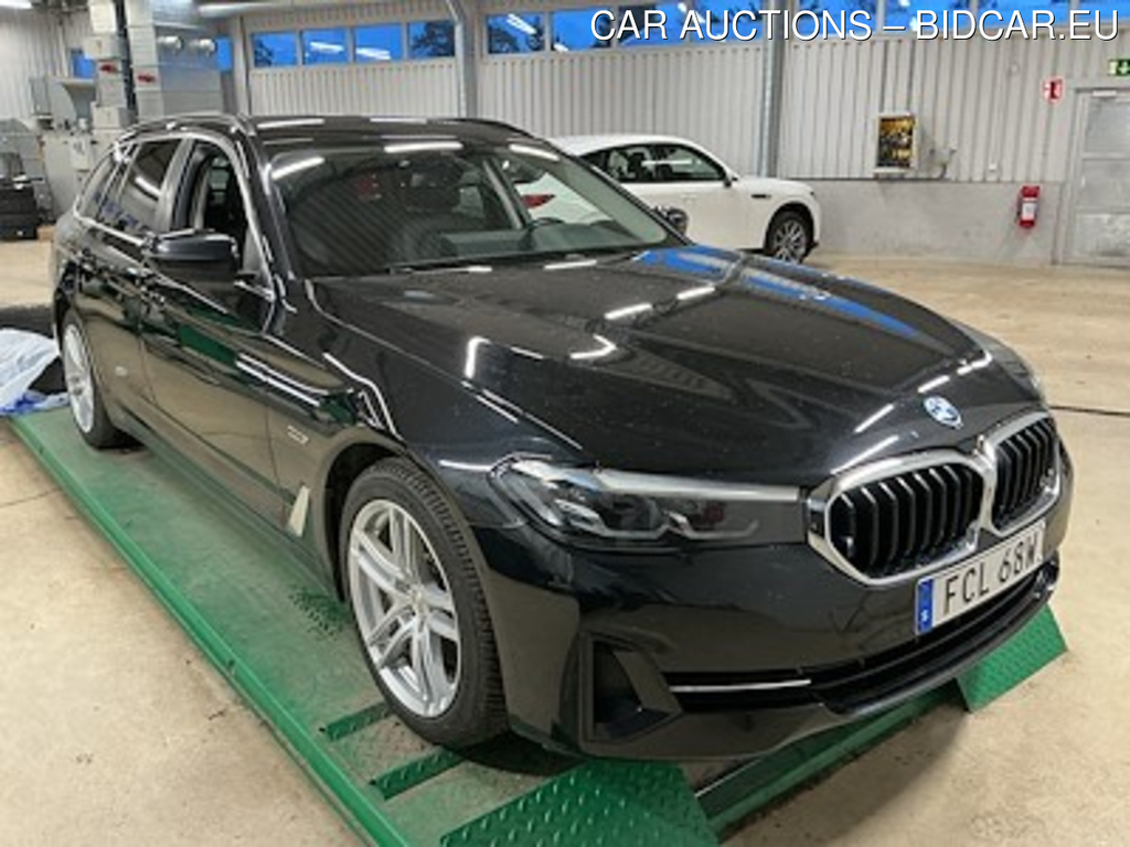 BMW 5-SERIE 530e Xdrive Touring 292hk Lader Drag