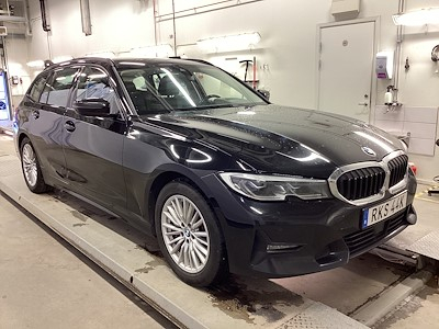 BMW Series 3 330e Xdrive Touring Sport Line Drag Lazer