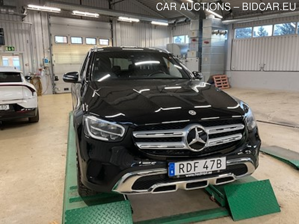 Mercedes-Benz Glc-Class 300 e 4MATIC Forarassistanspkt Kamera