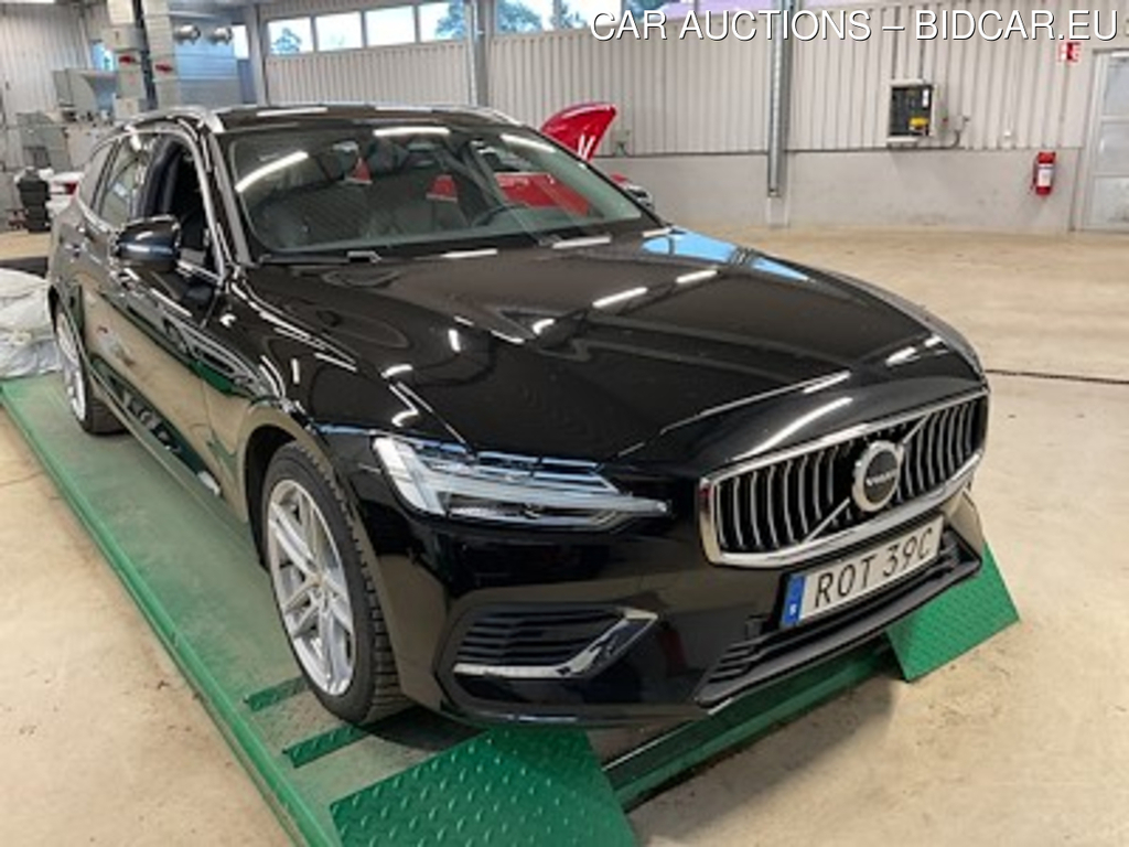 Volvo V60 T6 Recharge 350 AWD Core Bright VOC Drag Skinn H/K