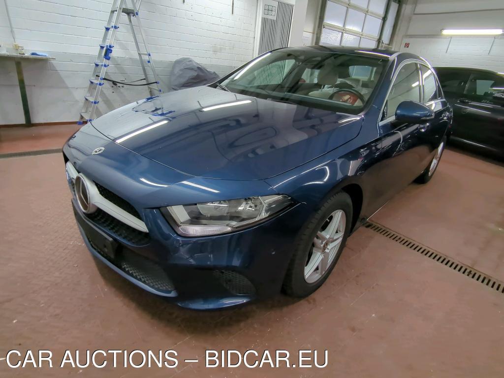 Mercedes-Benz A 200 D 8G-DCT Progressive, 2021