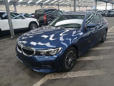 BMW 318D - Advantage, 2021
