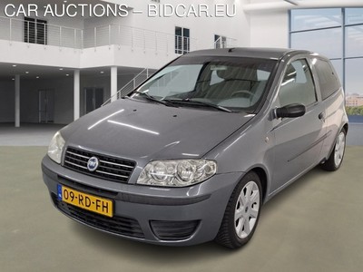 Fiat Punto 1.4-16V DYNAMIC, 2005