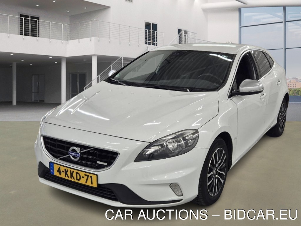 Volvo V40 1.6 T3 R-DESIGN, 2013