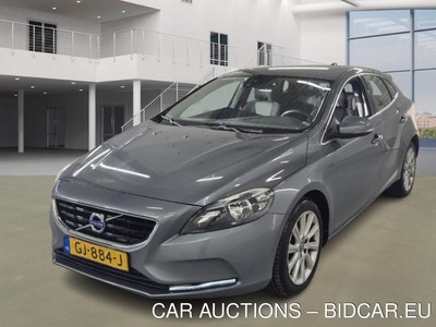 Volvo V40 1.5 T3 SUMMUM, 2015