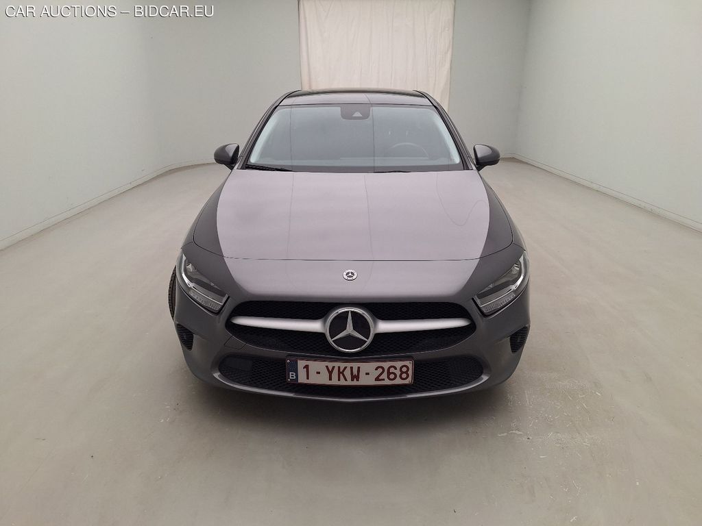 Mercedes A-klasse-lim-17 BERLINE 18. MERCEDES-BENZ A-KLASSE LIMOUSINE A 200D BUSINESS S, 2020