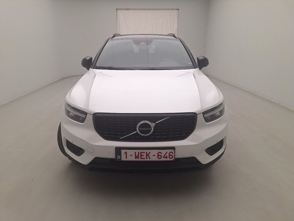 Volvo Xc40 17. VOLVO XC40 D4 AWD GEARTRONIC R-DESIGN 5D, 2019