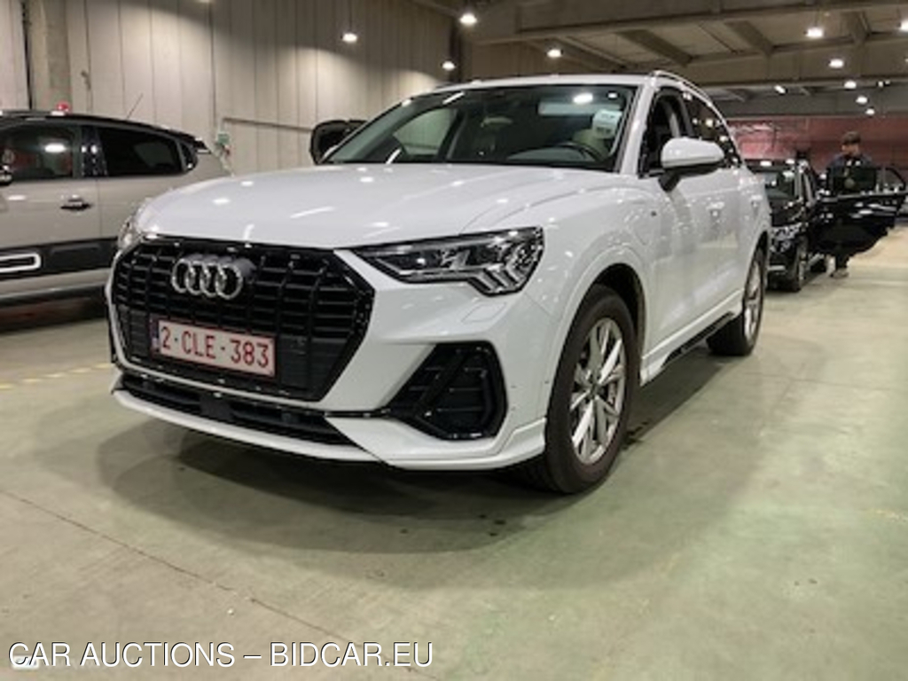 Audi Q3 1.4 45 TFSI E S TRONIC S LINE