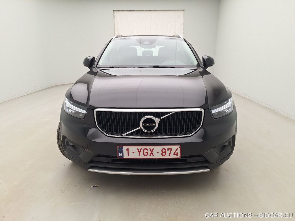 Volvo Xc40 17. VOLVO XC40 D3 MOMENTUM PRO 5D, 2020