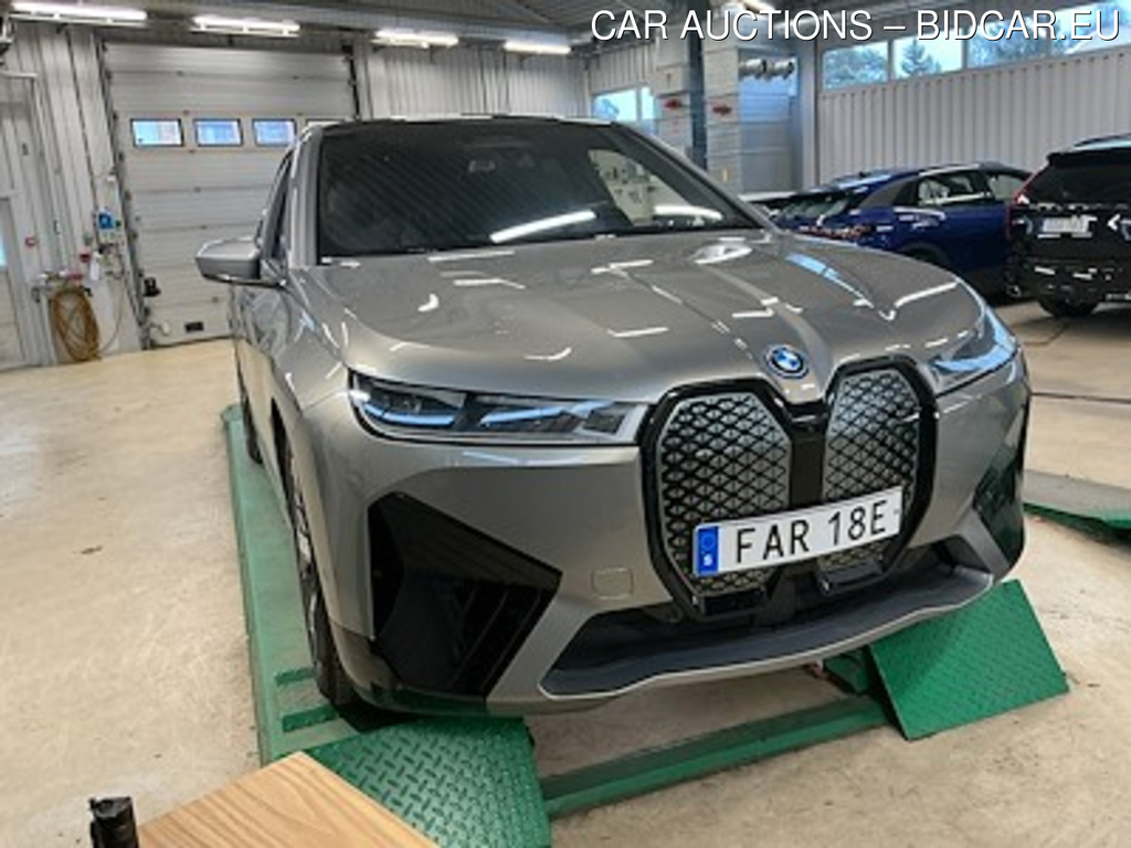 BMW IX xDrive50 524hk Sport Line Pano