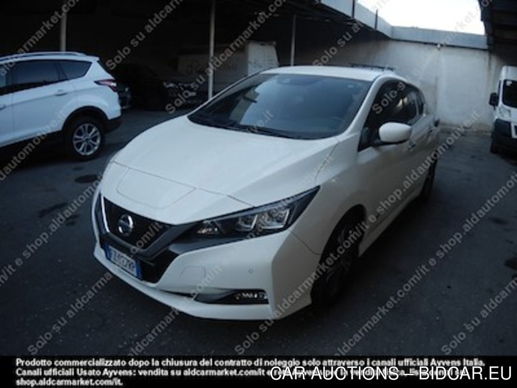Nissan leaf business 40kwh hatchback 5-door -