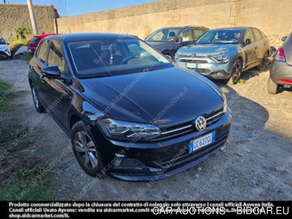 Volkswagen polo 1.0 tsi business comfortline -