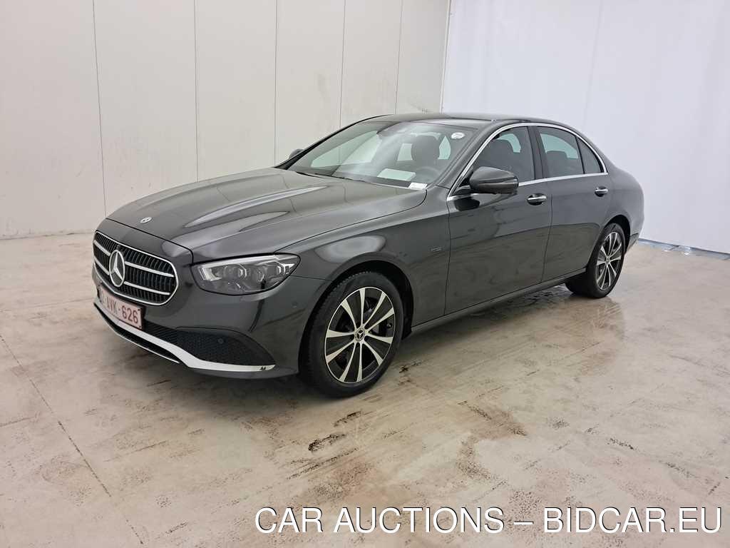 Mercedes E-Klasse E300e Sedan Business Solution 2.0i 320pk/cv 4p 9G-Tronic, 2021