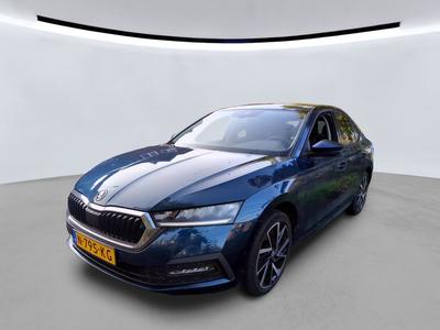 Skoda Octavia 1.4 TSI PHEV 204PK DSG BUSINESS EDITION TREKHAAK, 2021