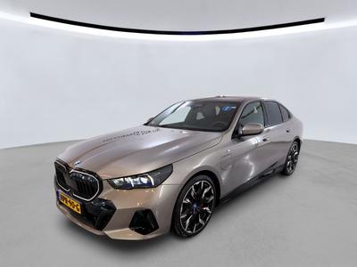 BMW 5-SERIE 530E 299PK AUT M SPORT PRO EDITION COMF INNO STOELEN TRAVEL PANO, 2025