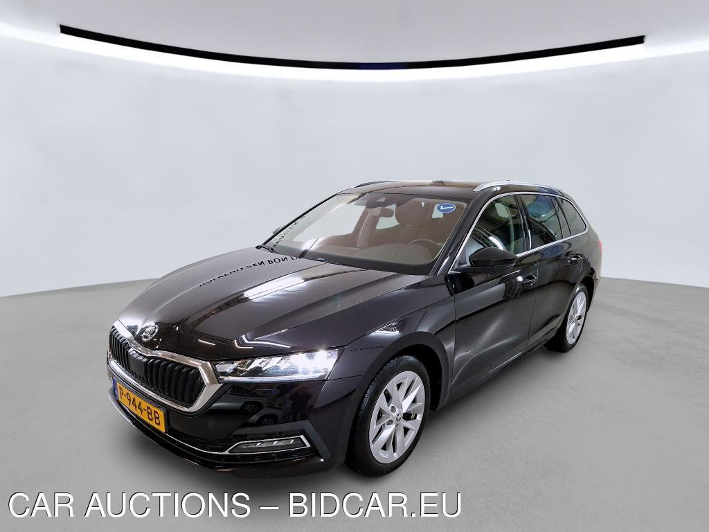 Skoda Octavia combi 1.5 TSI 150PK DSG BUSINESS EDITION PLUS FUNCTIE TRAVEL HAAK, 2022