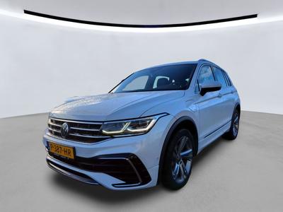 Volkswagen Tiguan 1.4 TSI PHEV 245PK DSG R-LINE BUSINESS+ MULTIMEDIA TREKHAAK, 2022
