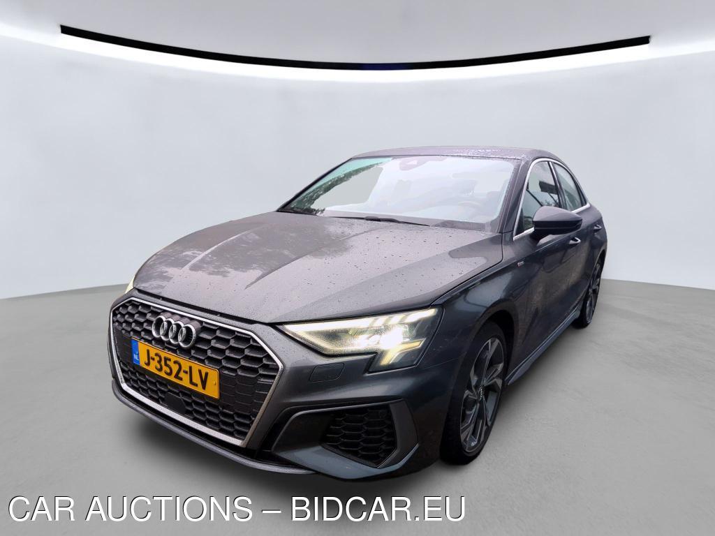 Audi A3 Limousine 35 TFSI 150PK S TRONIC S EDITION AMBIENTE WINTER PARK, 2020