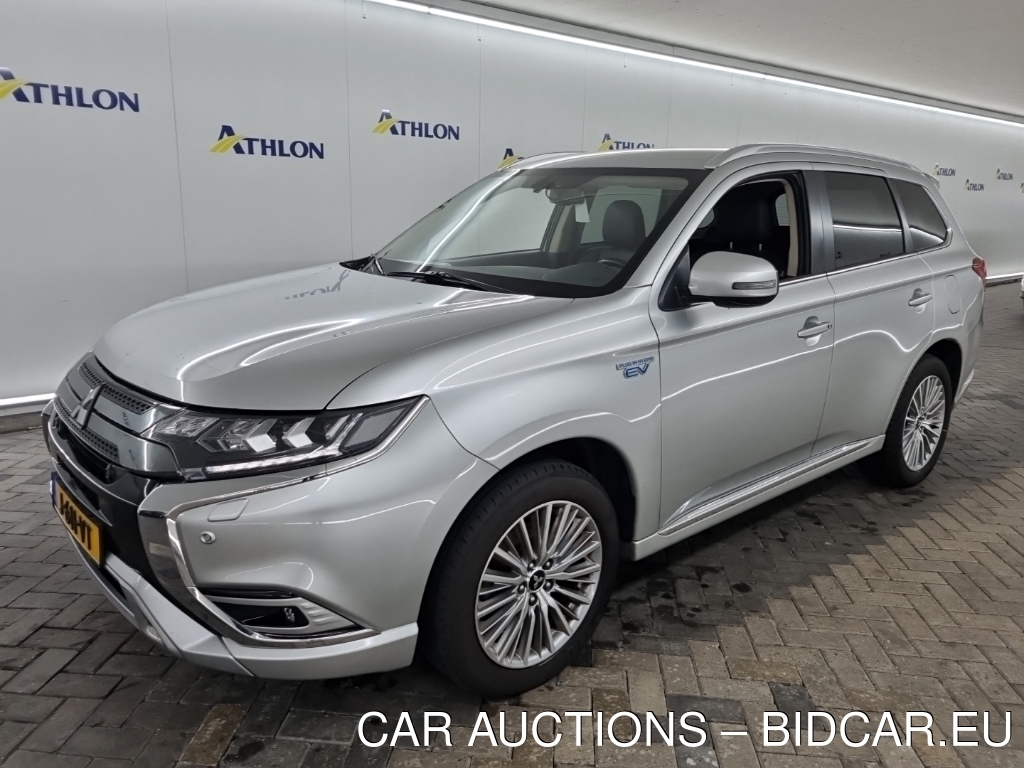 Mitsubishi Outlander PHEV INTENSE 5D 165KW, 2020