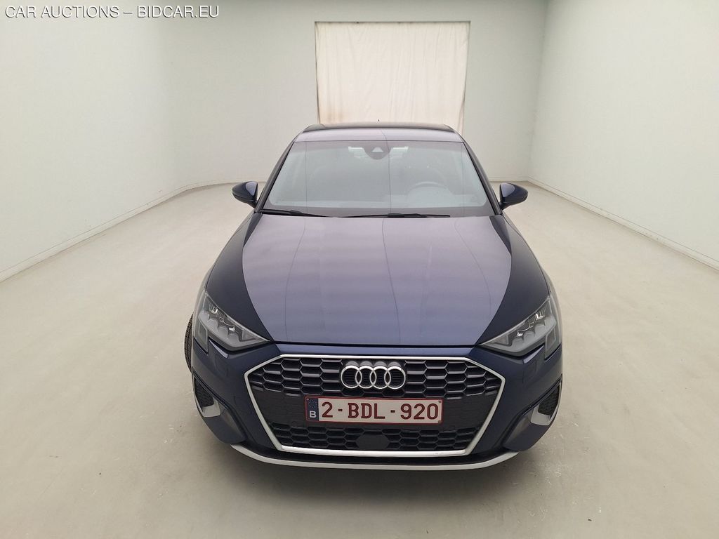 Audi A3lim-8ys BERLINE 20. AUDI A3 BERLINE 2.0 TDI 30 85KW ADVANCED 4D, 2021
