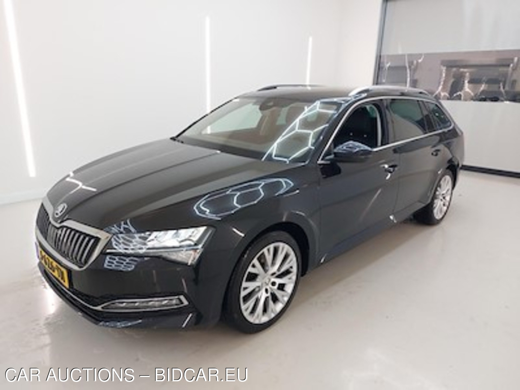 Skoda Superb combi 1.5 TSI ACT DSG Business Edition 5d