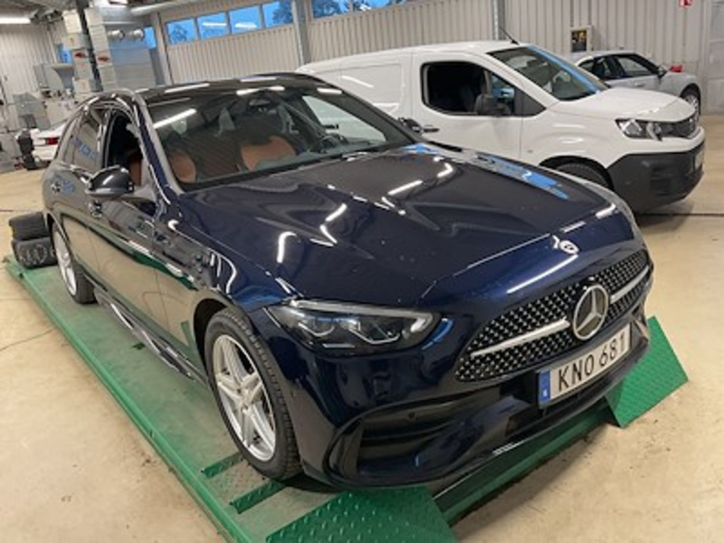 Mercedes-Benz C-Class 300 e T AMG Nightpackage Drag Panorama Skinn