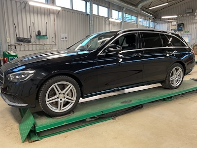 Mercedes-Benz E-Class 300 de T Avantgarde Forarassistentpkt Burmester