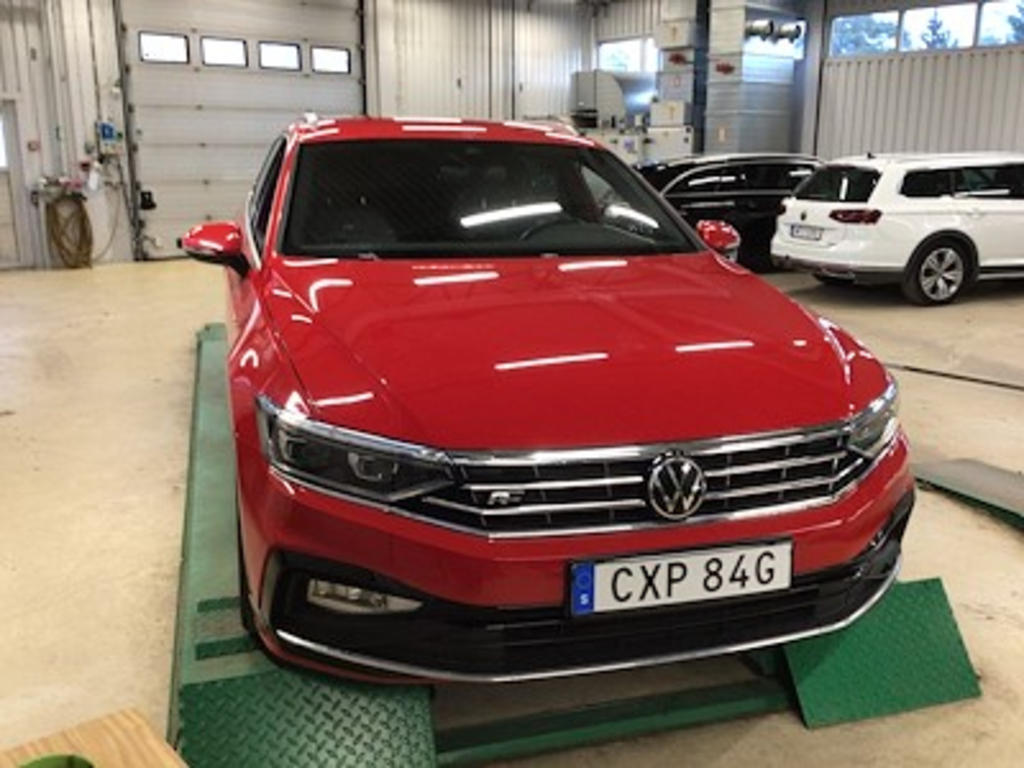 Volkswagen Passat 2.0 TDI SCR 4Motion 200hk GT Executive Business R-Line Drag