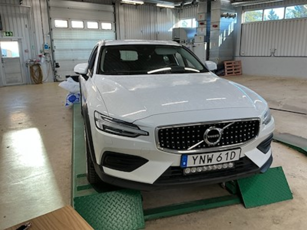 Volvo V60 cross country Cross Country B4 AWD Advanced Navi Pro VOC Drag