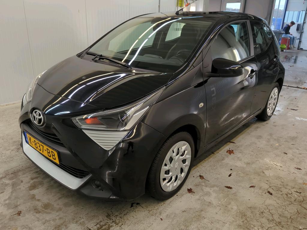 Toyota Aygo 1.0 VVT-i 53kW X-Play, 2020