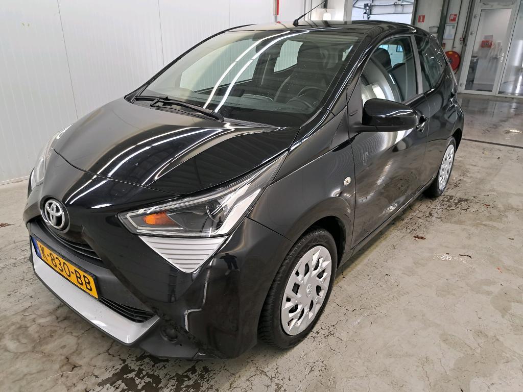 Toyota Aygo 1.0 VVT-i 53kW X-Play, 2020