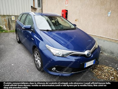 Toyota auris touring sports hybrid business -