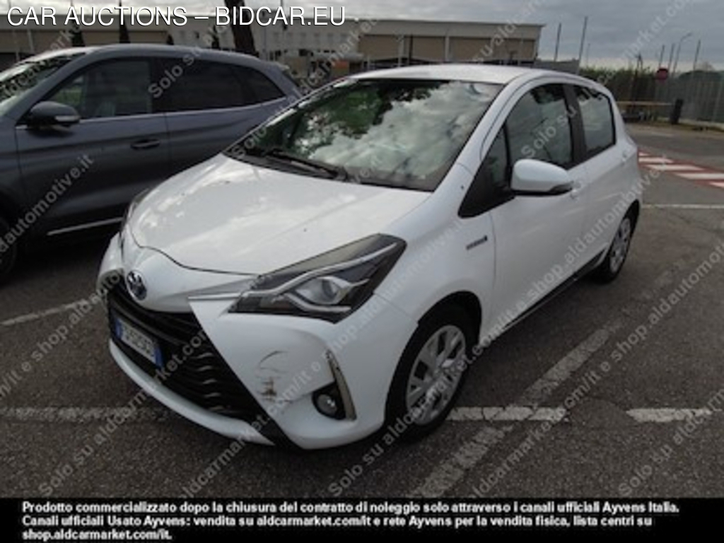 Toyota yaris 1.5 hybrid active hatchback -