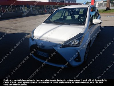 Toyota yaris 1.5 hybrid active hatchback -