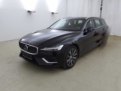 Volvo V60 T6 AWD RECHARGE Core, 2022
