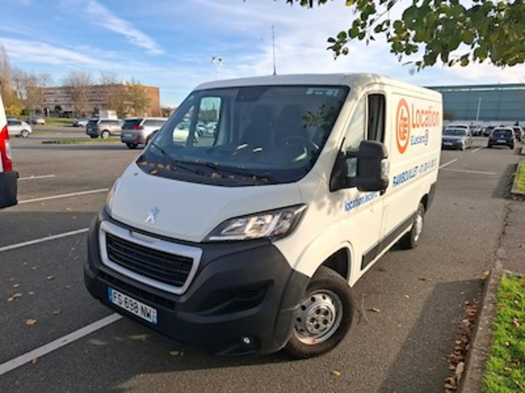 Peugeot BOXER Boxer Fg 333 L1H1 2.2 BlueHDi S&amp;S 140ch Asphalt