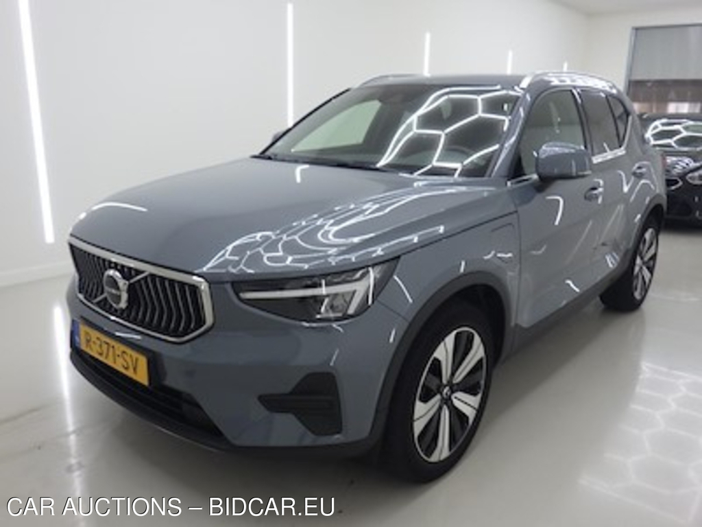 Volvo XC40 T4 Plug-in hybrid Core - Bright 5d