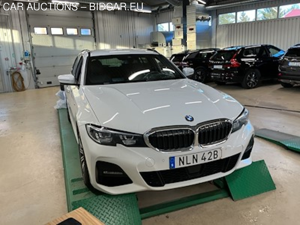 BMW 3-serie 330i xDrive Touring 5-d