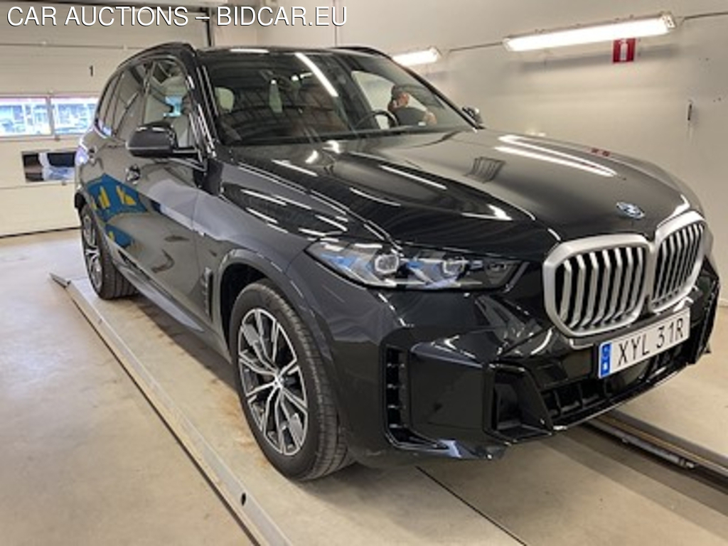 BMW X5 xDrive50e M Sport Innovation Shadow Drag Pano Skinn