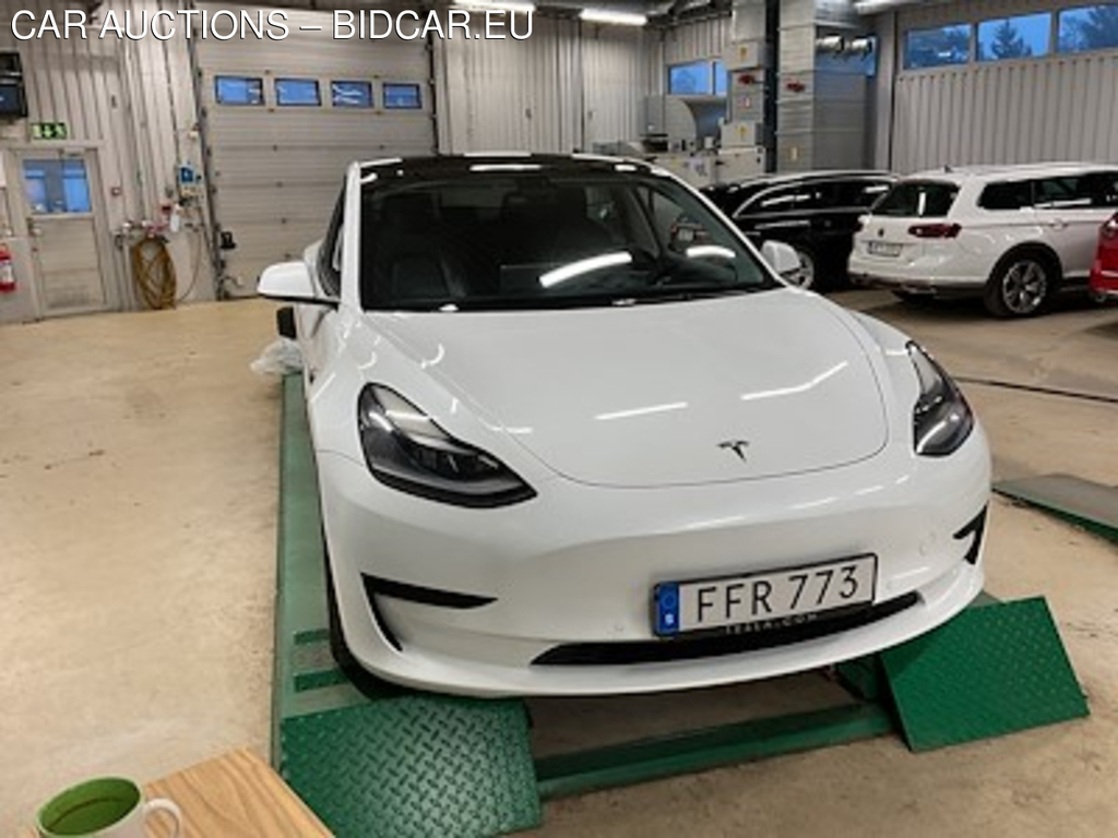 Tesla Model 3 Standard Range Plus