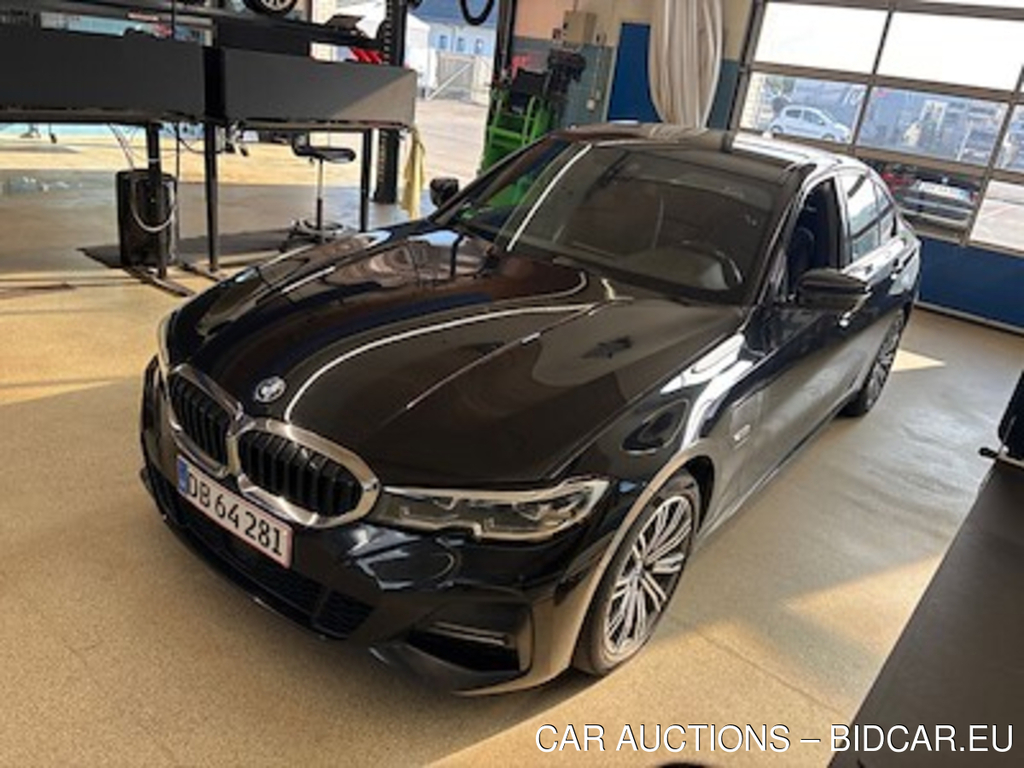 BMW 3 serie 330e M-Sport auto UA!