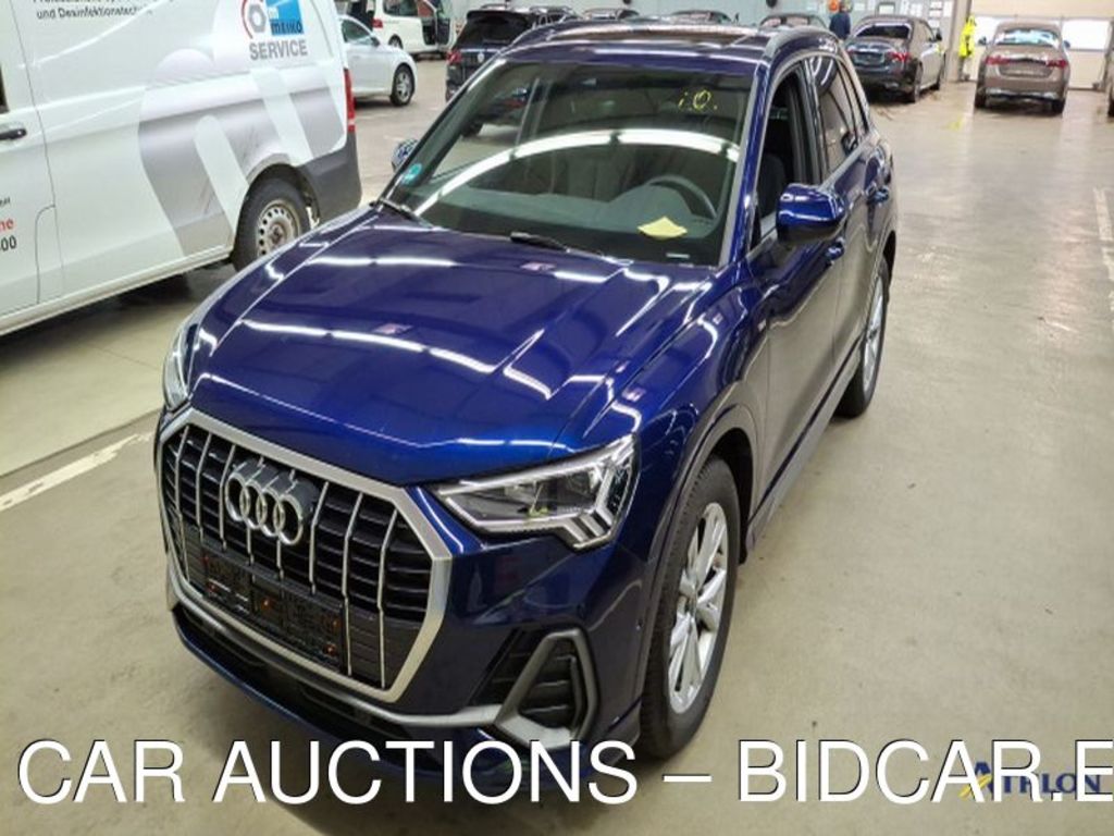 Audi Q3 35 TDI S TRONIC S line, 2024