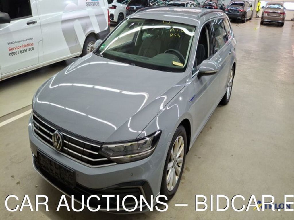 Volkswagen Passat VARIANT 1.4 TSI PLUG-IN-HYBRID DSG GTE, 2022