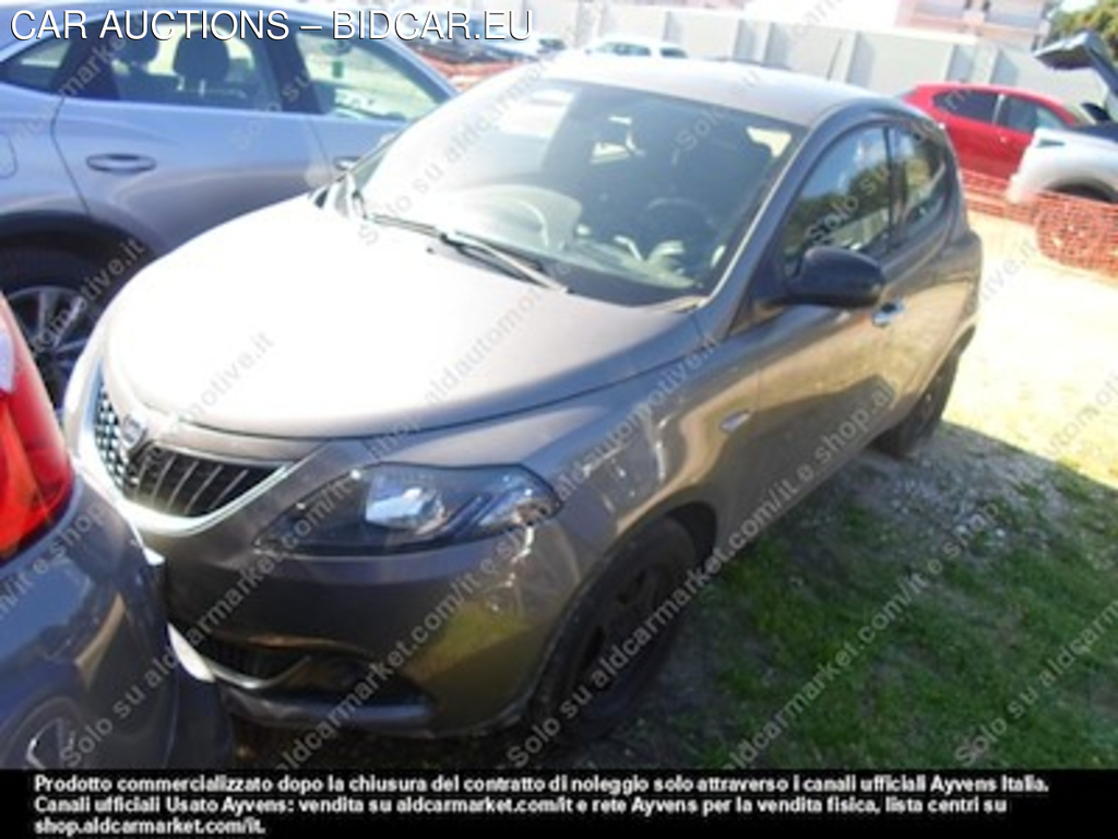 Lancia ypsilon PC 1.0 firefly 70cv -